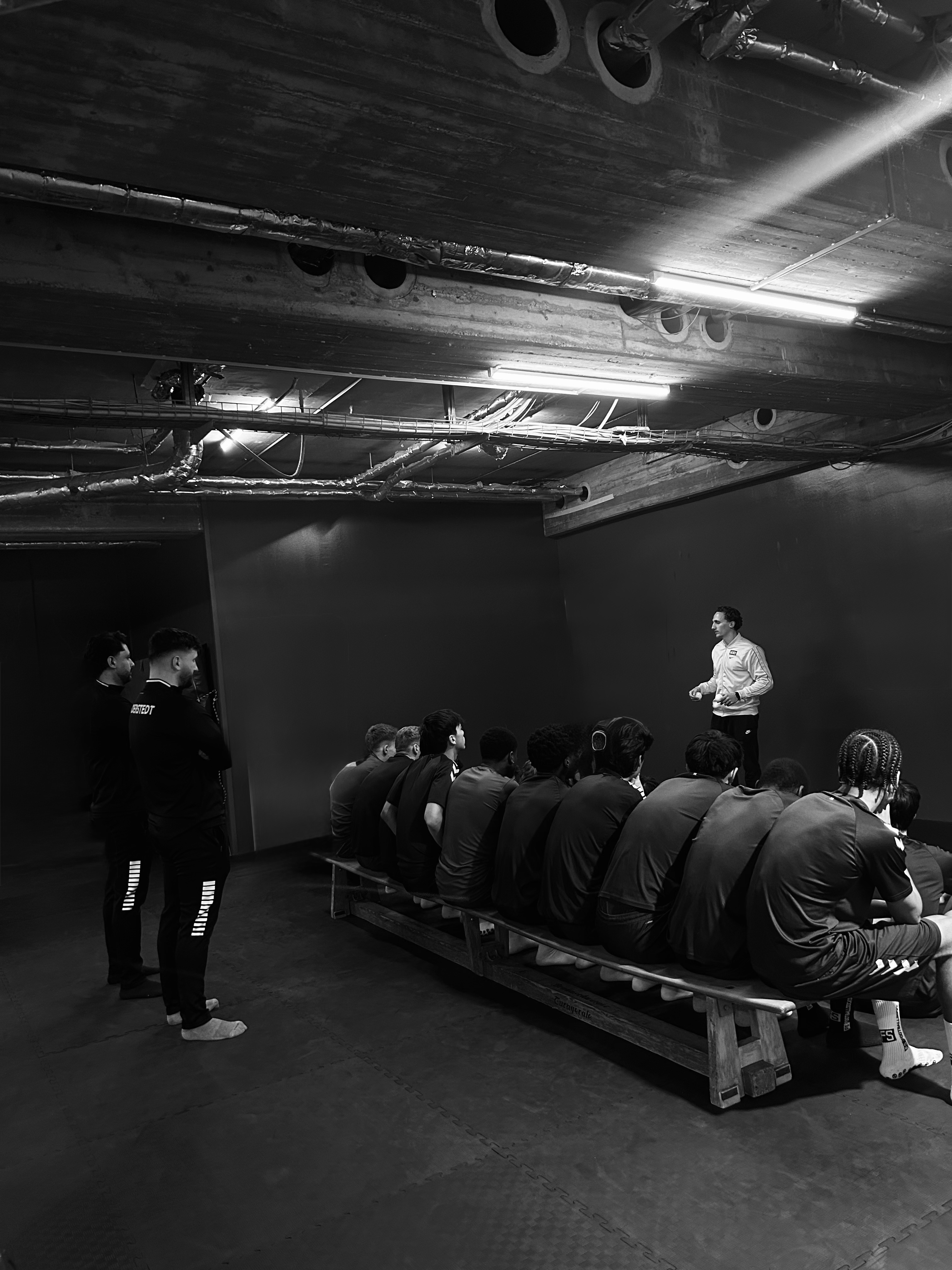 Vincent Bösselmann im Workshop mit einem Team